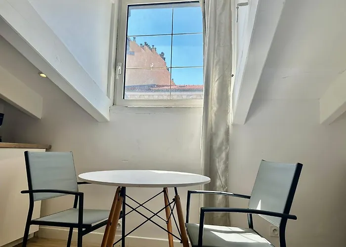 Appartement À Meyerbeer